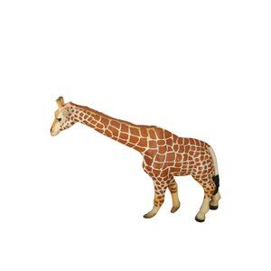 Giraffe Animal Figure Toy Wildlife Safari Plastic Collectible Model Realistic De